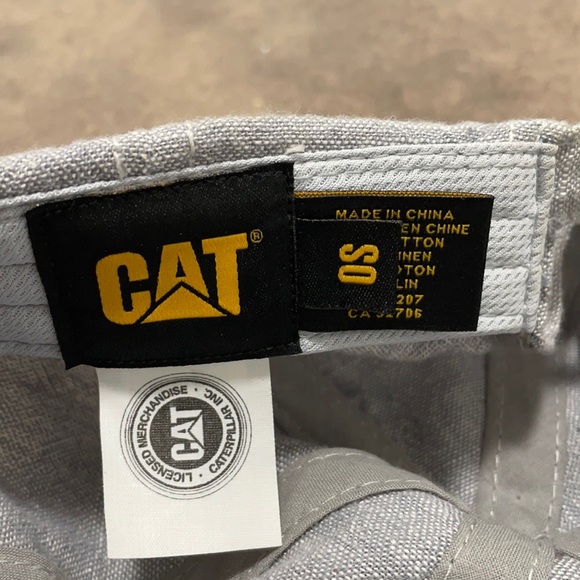 🧢 Caterpillar Cap - Picture 2 of 2